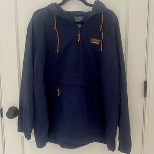 LL Bean Women’s/Unisex Hooded Rain Outdoor Jacketket